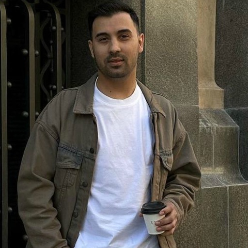 Image of Hairstylist Master Tolis