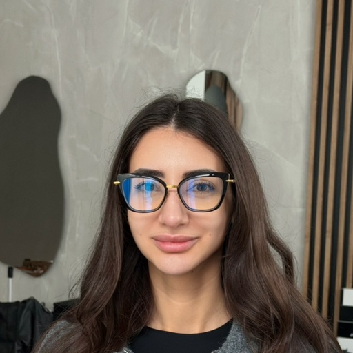 Image of ElenaJunior Make-up Artist