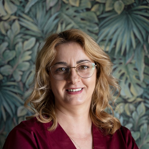 Image of Claudia