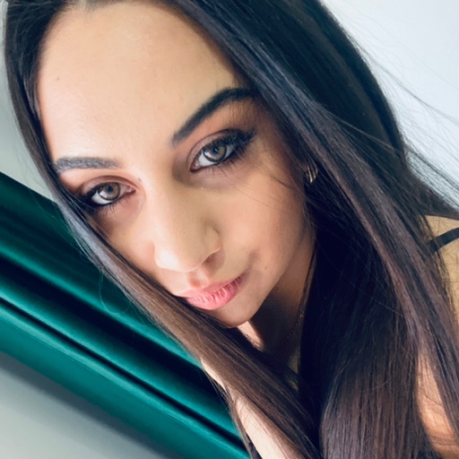 Image of Mălina Denesan Cosmetica Carrefour