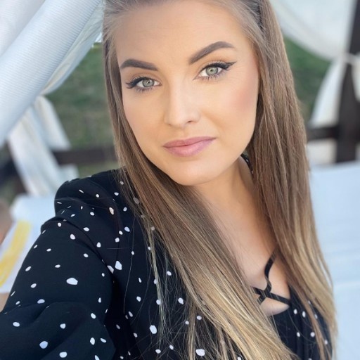 Image of Magda Make-up